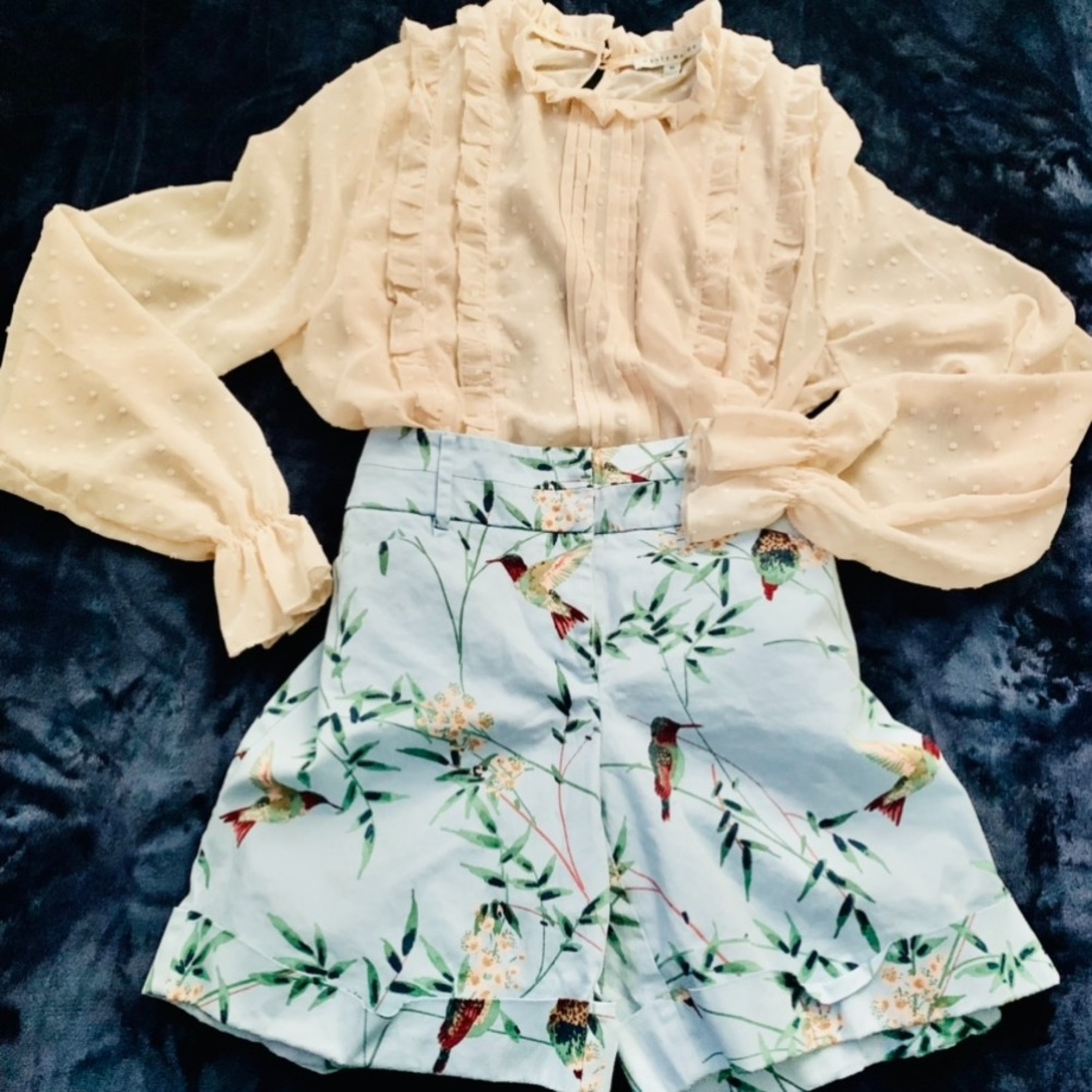 Short and blouse set